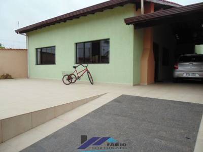 Casa para venda em Peruíbe