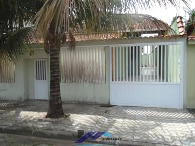 Casa para venda em Peruíbe