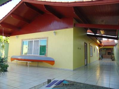 Casa para venda em Peruíbe